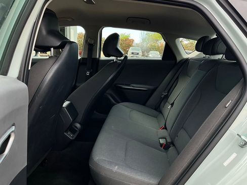 Used 2025 Kia K4 LXS image 11