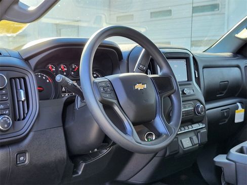 New 2025 Chevrolet Silverado 1500 W/T w/ Z71 Off-Road Package image 18