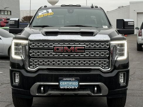Certified 2021 GMC Sierra 2500 Denali w/ Denali Black Diamond Edition image 3