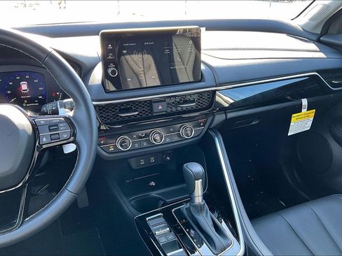 Certified 2025 Acura ADX AWD image 9