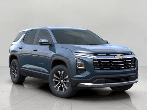 New 2026 Chevrolet Equinox LT w/ Convenience Package II AWD/4WD image 7