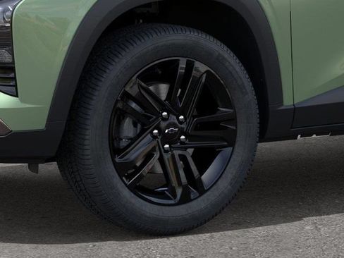 New 2026 Chevrolet Trax ACTIV w/ Sunroof Package FWD image 10