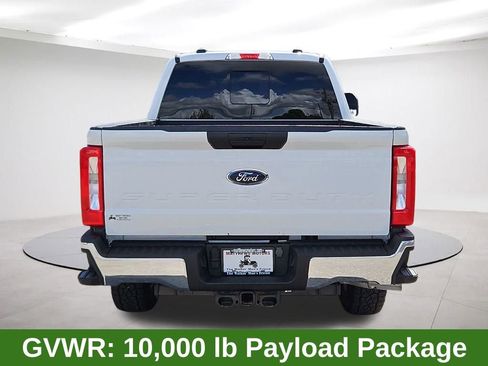 Used 2023 Ford F250 XLT w/ FX4 Off-Road Package image 6