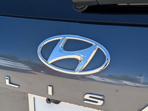 Used 2024 Hyundai Palisade Limited AWD/4WD image 14