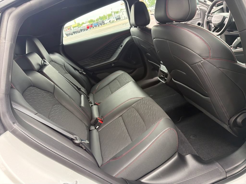 New 2026 Dodge Charger R/T w/ Driver Convenience Group AWD/4WD image 19