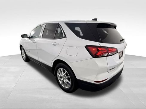 Used 2024 Chevrolet Equinox LS w/ LS Convenience Package FWD image 6