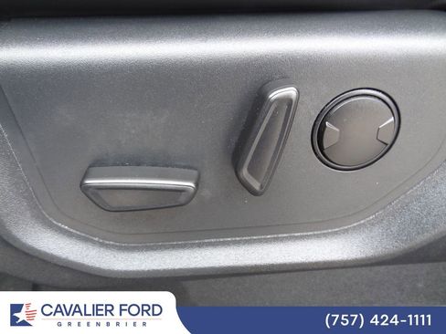 Certified 2024 Ford Expedition XLT AWD/4WD image 7