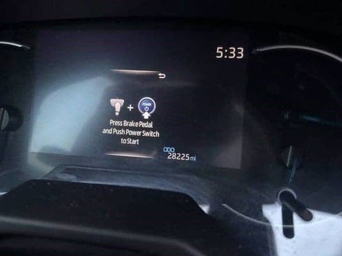 Used 2024 Toyota RAV4 SE image 8