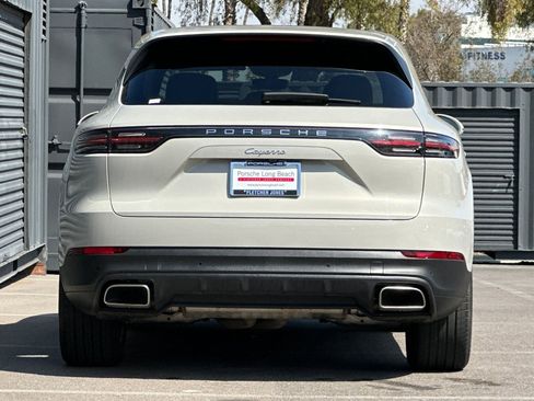 Certified 2023 Porsche Cayenne AWD/4WD image 7