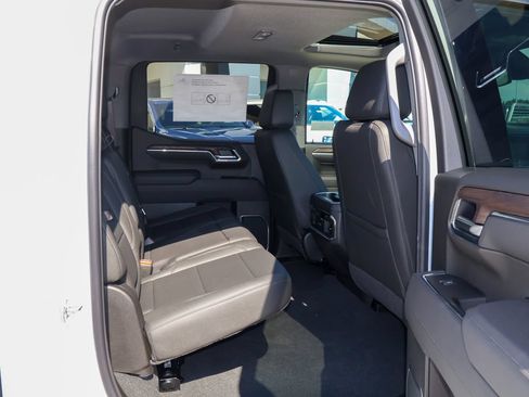 New 2026 GMC Sierra 1500 SLT w/ SLT Premium Plus Package AWD/4WD image 31