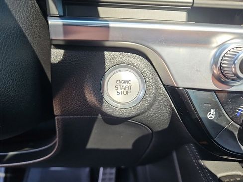 Used 2024 Kia Telluride SX X-Pro image 17