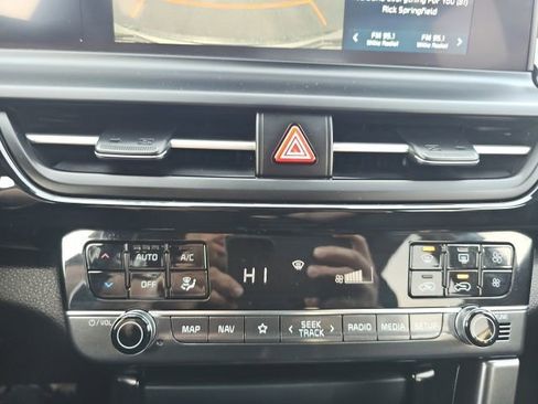 Certified 2024 Kia Seltos S AWD/4WD image 14