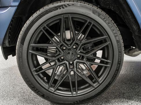 Used 2025 Mercedes-Benz G 550 image 9