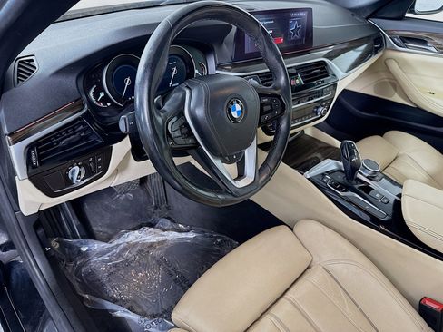 Used 2019 BMW 540i 540i w/ Convenience Package image 23