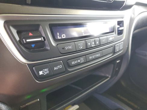 Used 2023 Honda Passport EX-L image 27