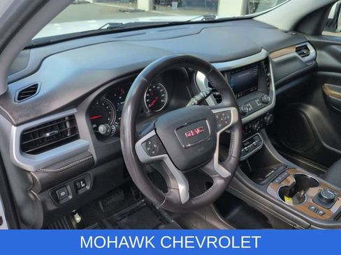 Used 2020 GMC Acadia SLE w/ Driver Convenience Package AWD/4WD image 10