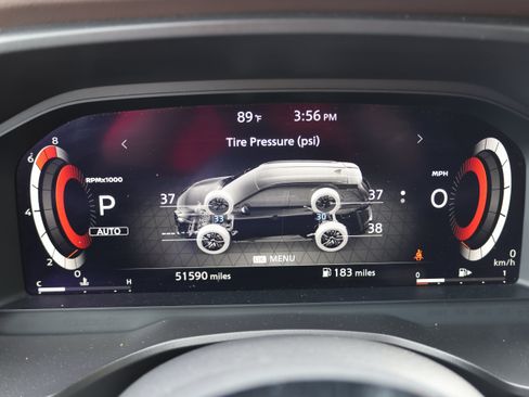 Used 2021 Nissan Rogue Platinum AWD/4WD image 30