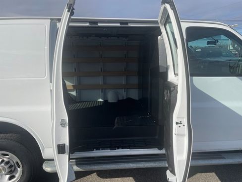 Used 2024 Chevrolet Express 2500 w/ Driver Convenience Package image 6