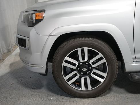 Used 2024 Toyota 4Runner Limited RWD image 5