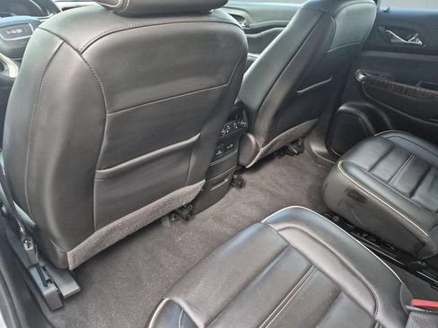 Used 2021 GMC Acadia Denali w/ Trailering Package AWD/4WD image 27