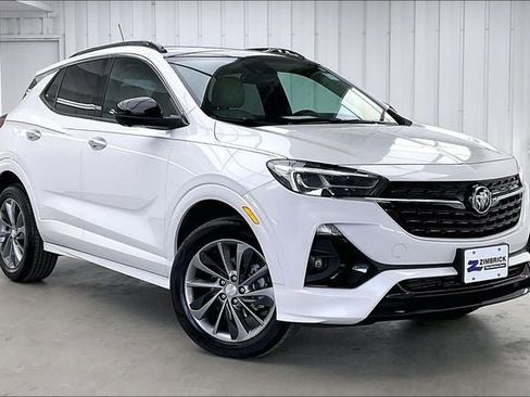 Used 2020 Buick Encore GX Essence w/ Advanced Technology Package AWD/4WD image 34