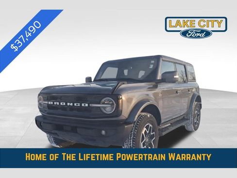 Used 2023 Ford Bronco Outer Banks image 1