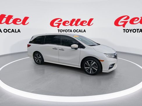 Used 2020 Honda Odyssey Elite image 2