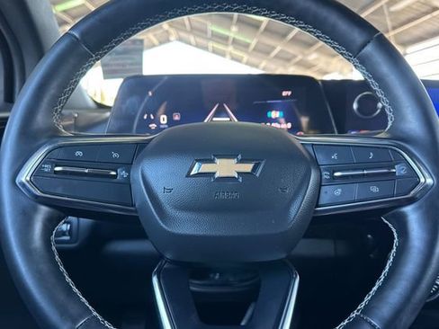 Used 2024 Chevrolet Blazer EV LT AWD/4WD image 33