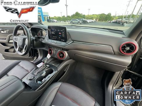 Used 2025 Chevrolet Blazer RS FWD image 34