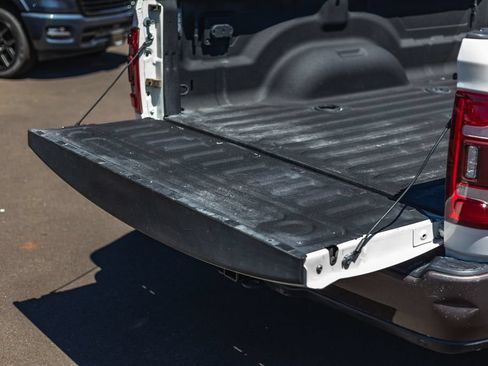 Used 2020 RAM 3500 Limited AWD/4WD image 10