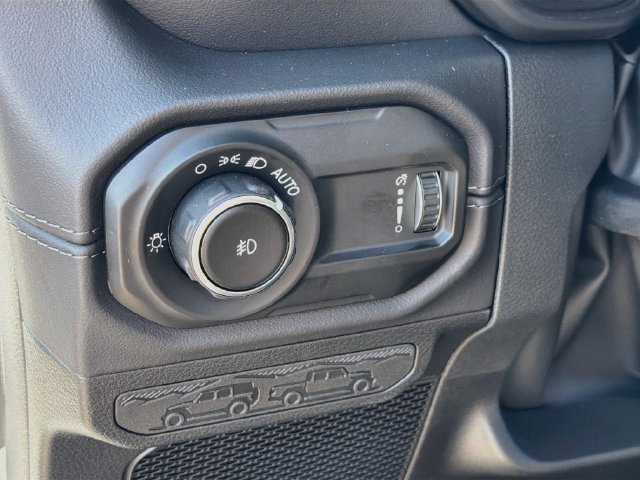 New 2027 Jeep Wrangler Unlimited Sahara AWD/4WD image 10