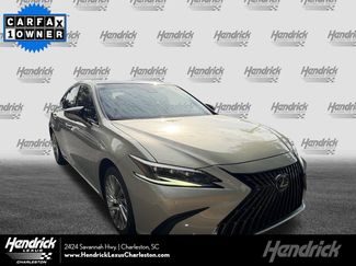 Used 2023 Lexus ES 350 Ultra Luxury w/ Accessory Package (Z2) FWD video 1