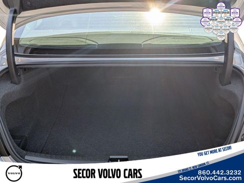 Certified 2023 Volvo S60 B5 Plus AWD/4WD image 7