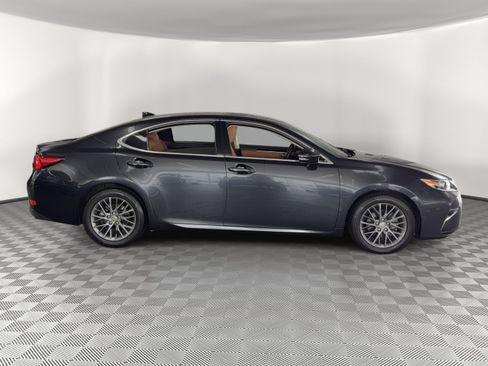 Used 2018 Lexus ES 350 w/ Premier Package FWD image 8