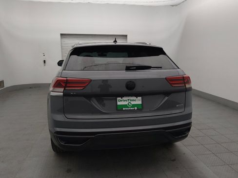 Used 2020 Volkswagen Atlas Cross Sport SE w/ Panoramic Sunroof Package AWD/4WD image 6