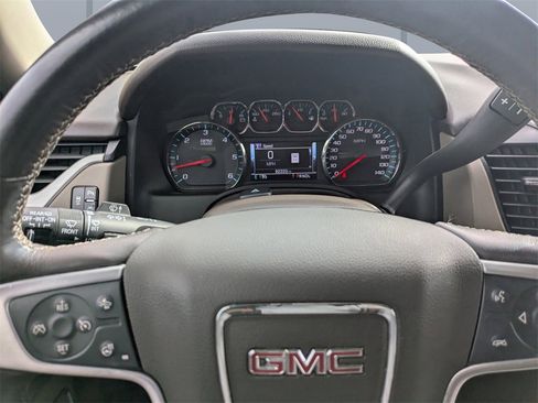 Used 2019 GMC Yukon SLT w/ Open Road Package image 34