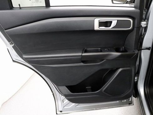 Used 2023 Ford Explorer 4WD image 26