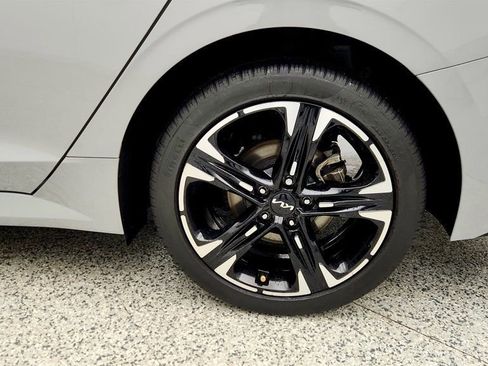 Used 2023 Kia K5 GT-Line image 9