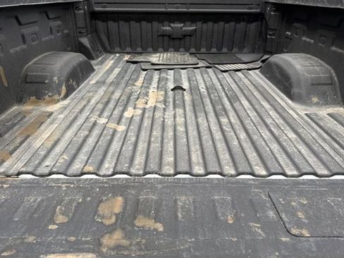 Used 2024 Chevrolet Silverado 2500 LTZ w/ LTZ Convenience Package image 17