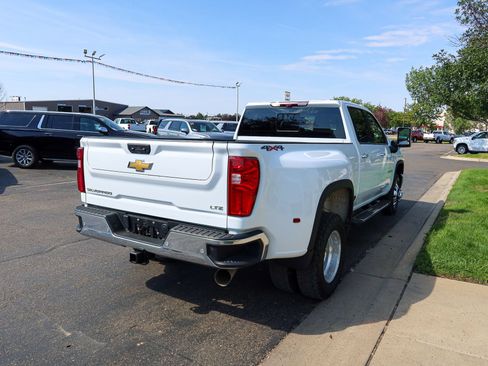 Used 2024 Chevrolet Silverado 3500 LTZ w/ LTZ Convenience Package AWD/4WD image 7