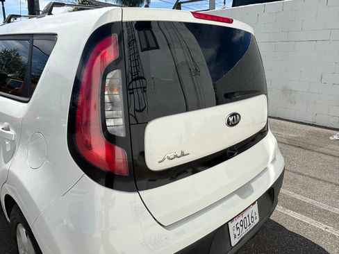 Used 2019 Kia Soul ! image 15