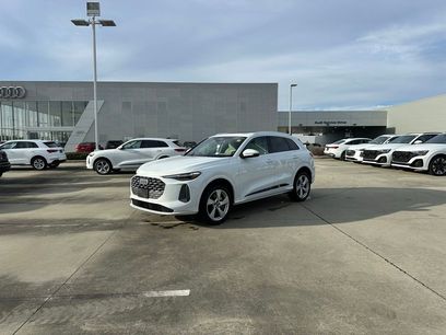 New 2025 Audi Q5 2.0T Premium Plus