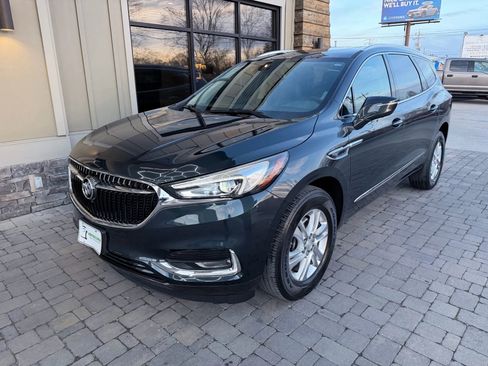 Used 2018 Buick Enclave Essence image 23