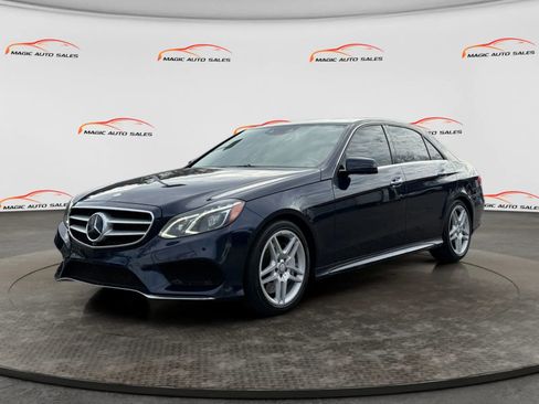 Used 2014 Mercedes-Benz E 550 4MATIC Sedan image 1