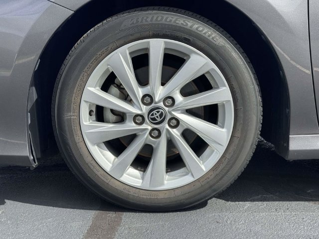 Used 2023 Toyota Camry LE FWD image 14