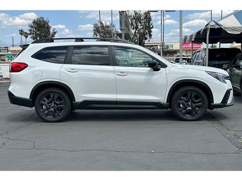 Used 2025 Subaru Ascent Bronze Edition w/ Popular Package #2 image 2