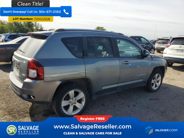 Used 2014 Jeep Compass Latitude w/ Sun/Sound Group AWD/4WD image 4