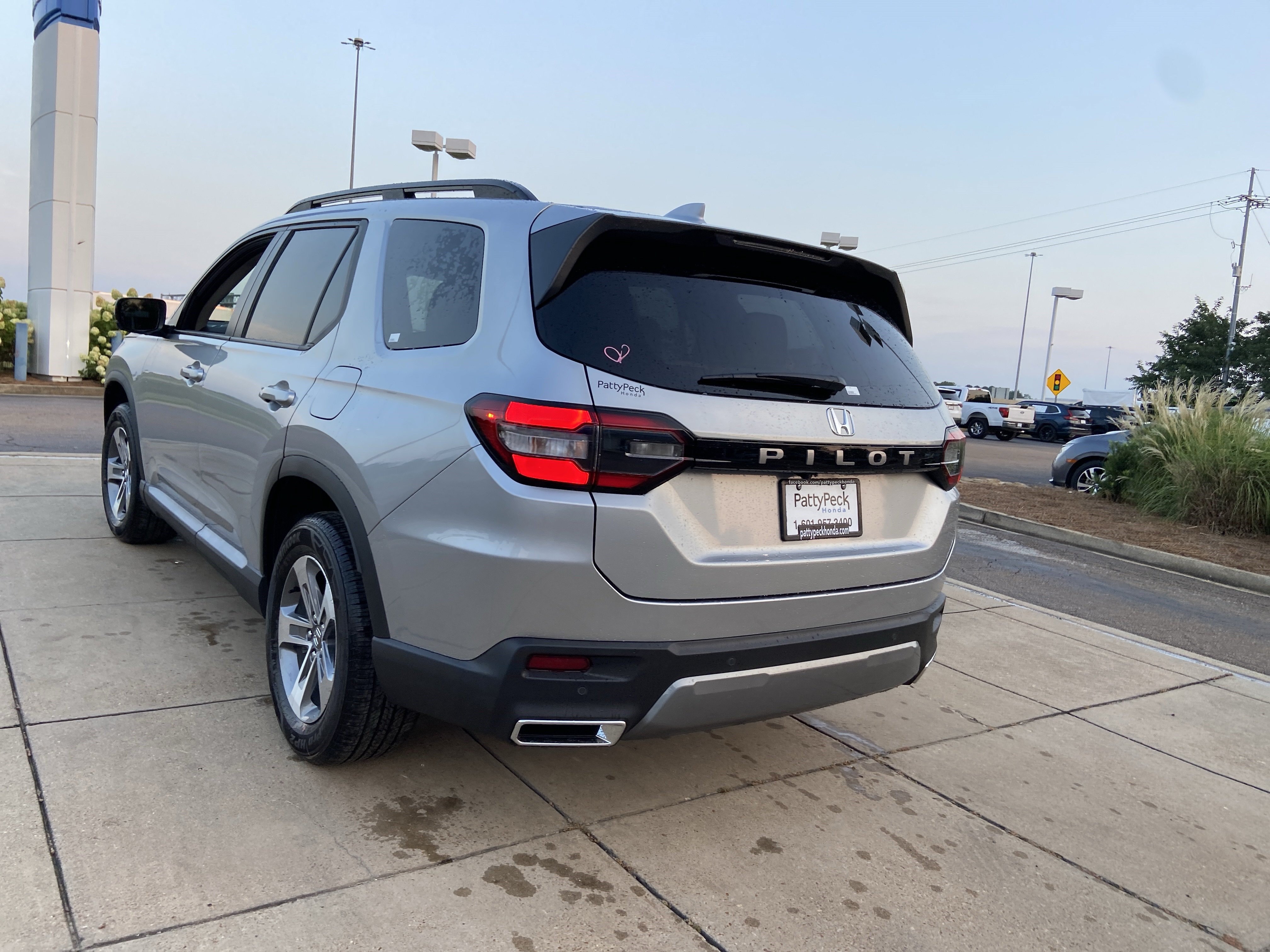 New 2026 Honda Pilot EX-L image 8