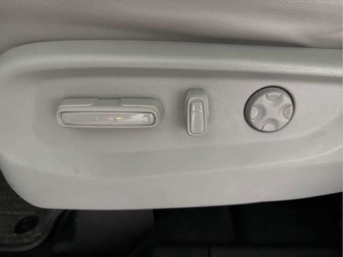 Used 2024 Honda Odyssey EX-L image 12