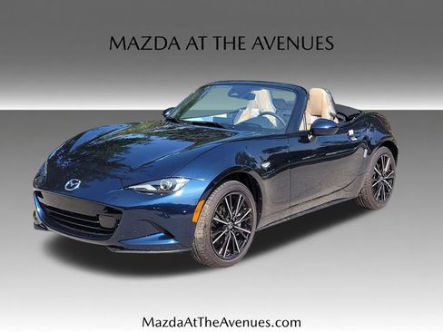 New 2026 MAZDA MX-5 Miata Grand Touring RWD image 1